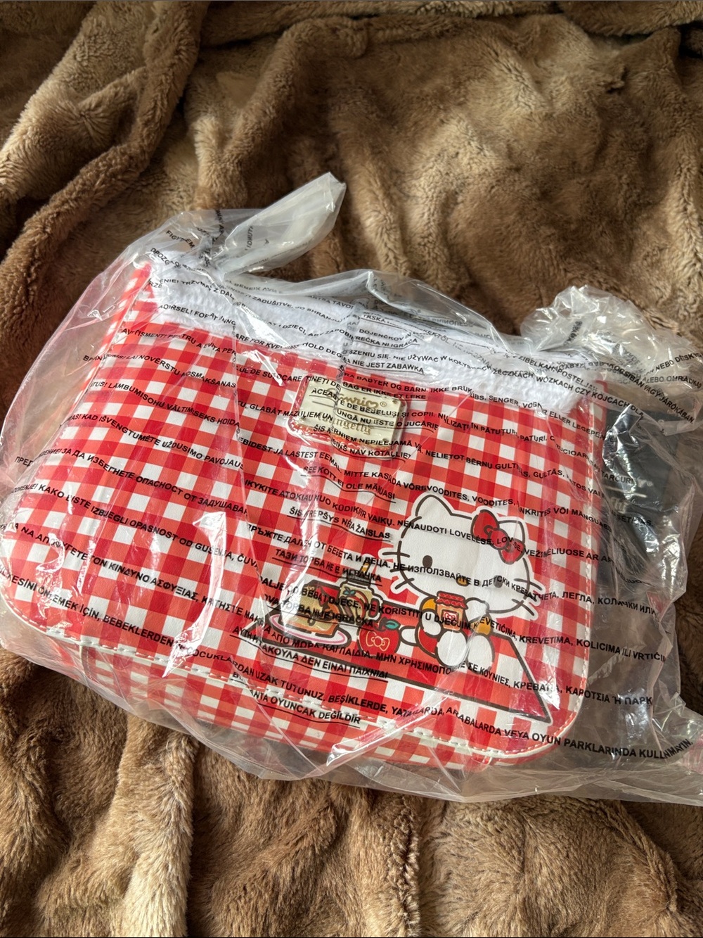 Loungefly Sanrio Hello Kitty Gingham Crossbody Bag - Picture 2 of 3